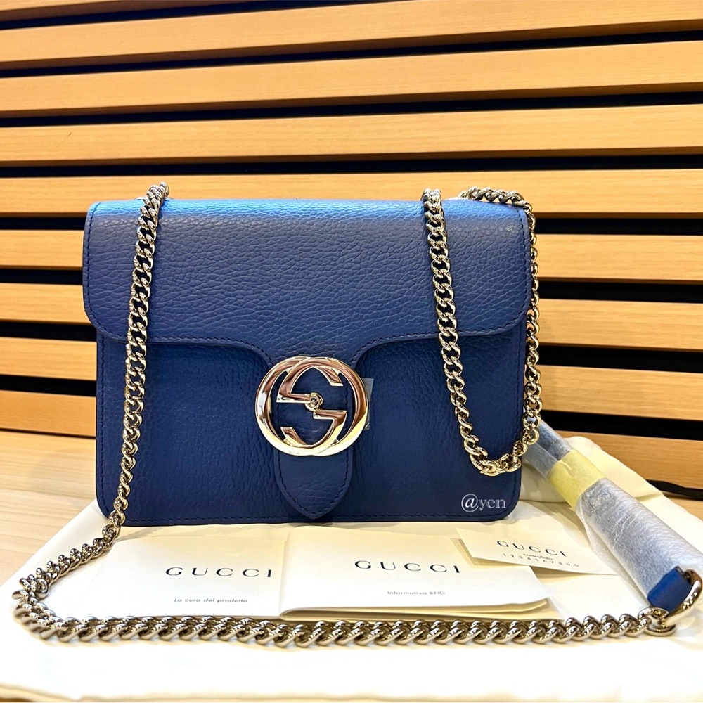 Gucci 510304 Interclocking GG plaque shoulder / crossbody bag